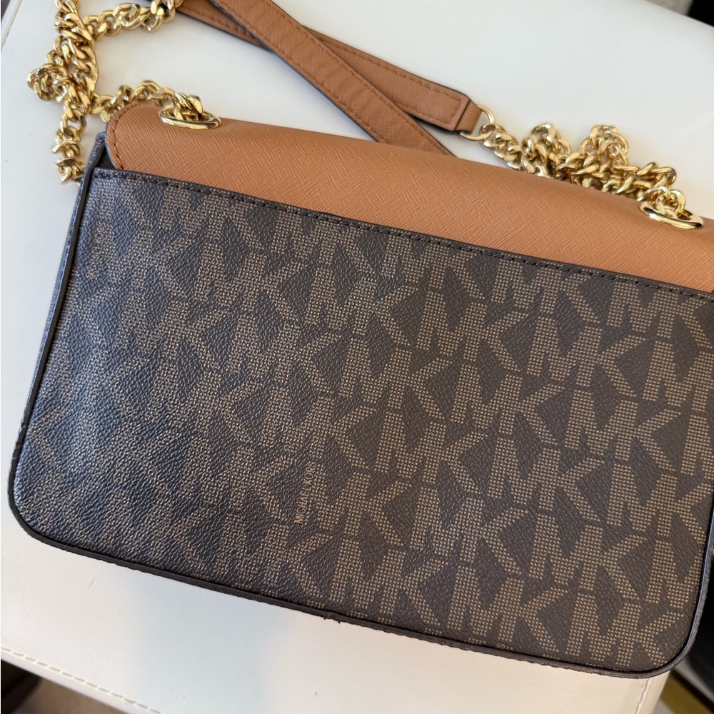 MK Purse - Picture 2 of 7